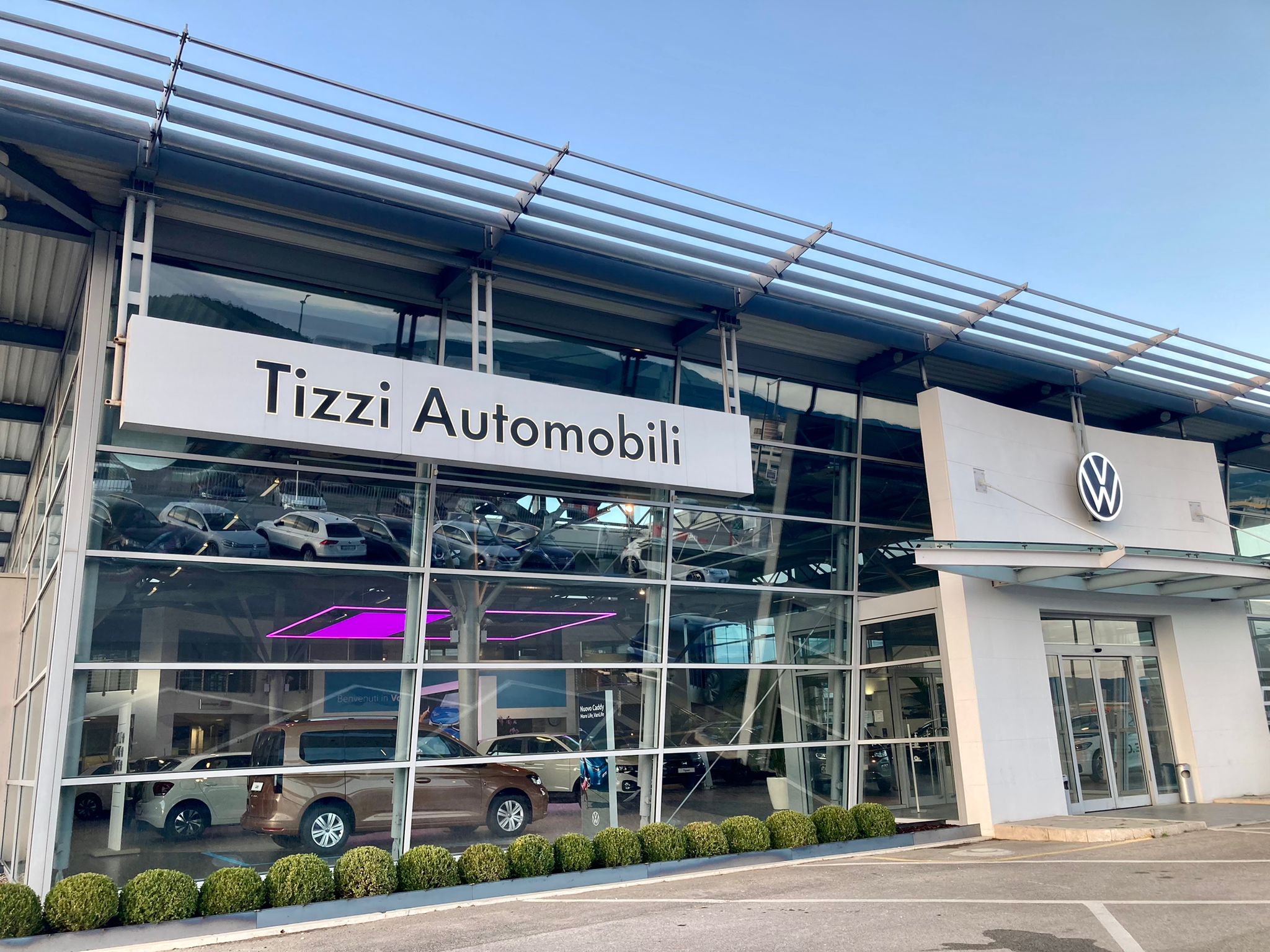 TIZZI AUTOMOBILI Contatti